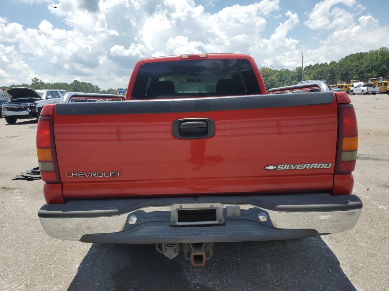 2000 Chevrolet Silverado C1500 VIN: 2GCEC19TXY1373160 Lot: 64087435