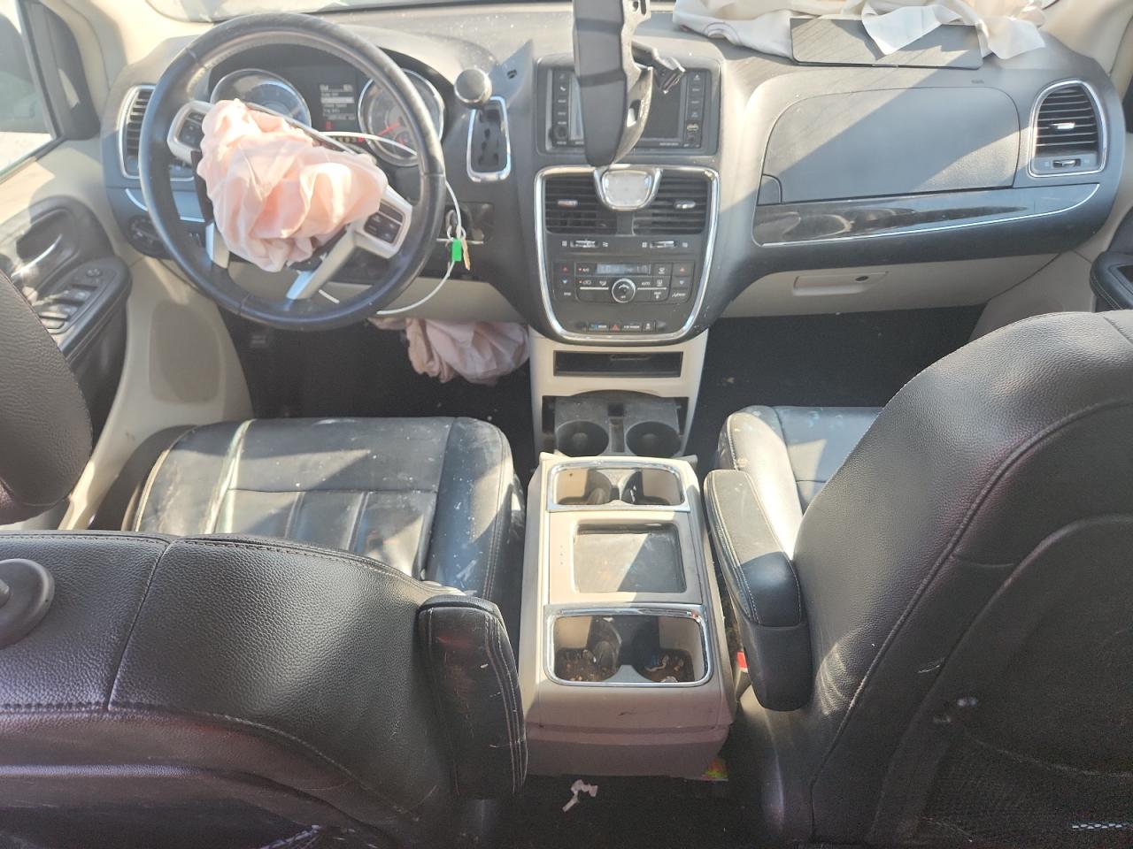 2016 Chrysler Town & Country Touring VIN: 2C4RC1BG1GR294944 Lot: 64686945