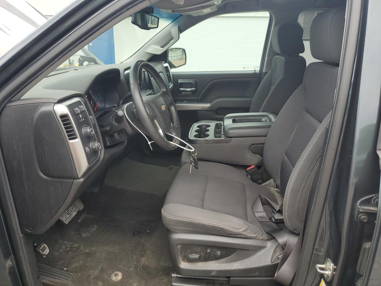 2018 Chevrolet Silverado K1500 Lt VIN: 1GCVKREC2JZ103036 Lot: 63827095