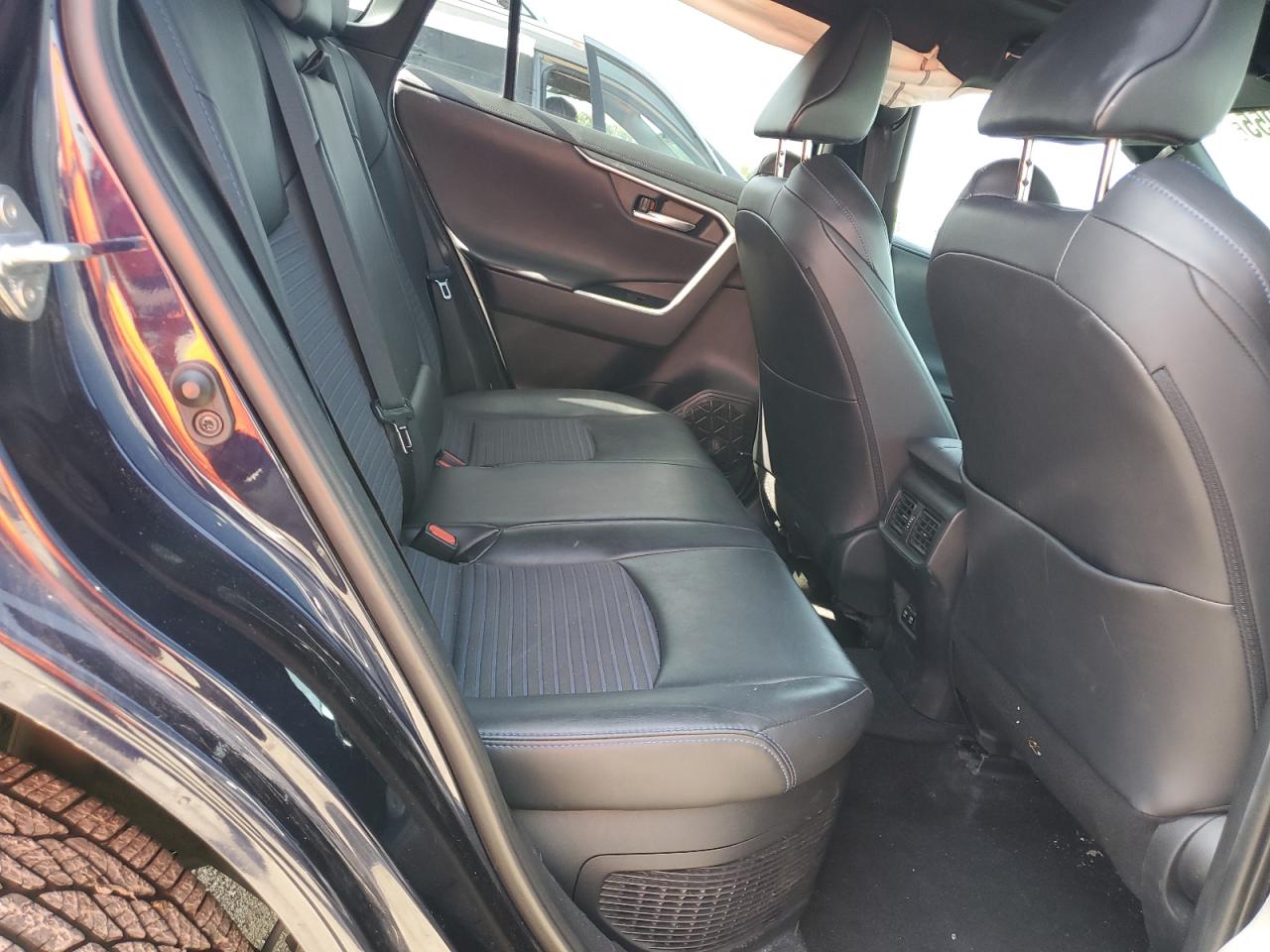 2020 Toyota Rav4 Xse VIN: 2T3EWRFV4LW081287 Lot: 65206955