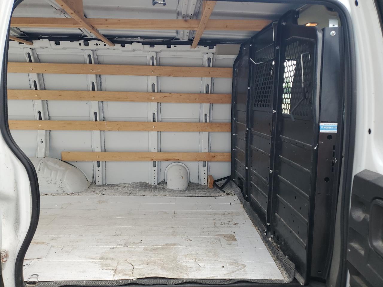 1gtw7afgxl1209745 1GTW7AFGXL1209745 2020 GMC Savana G2500