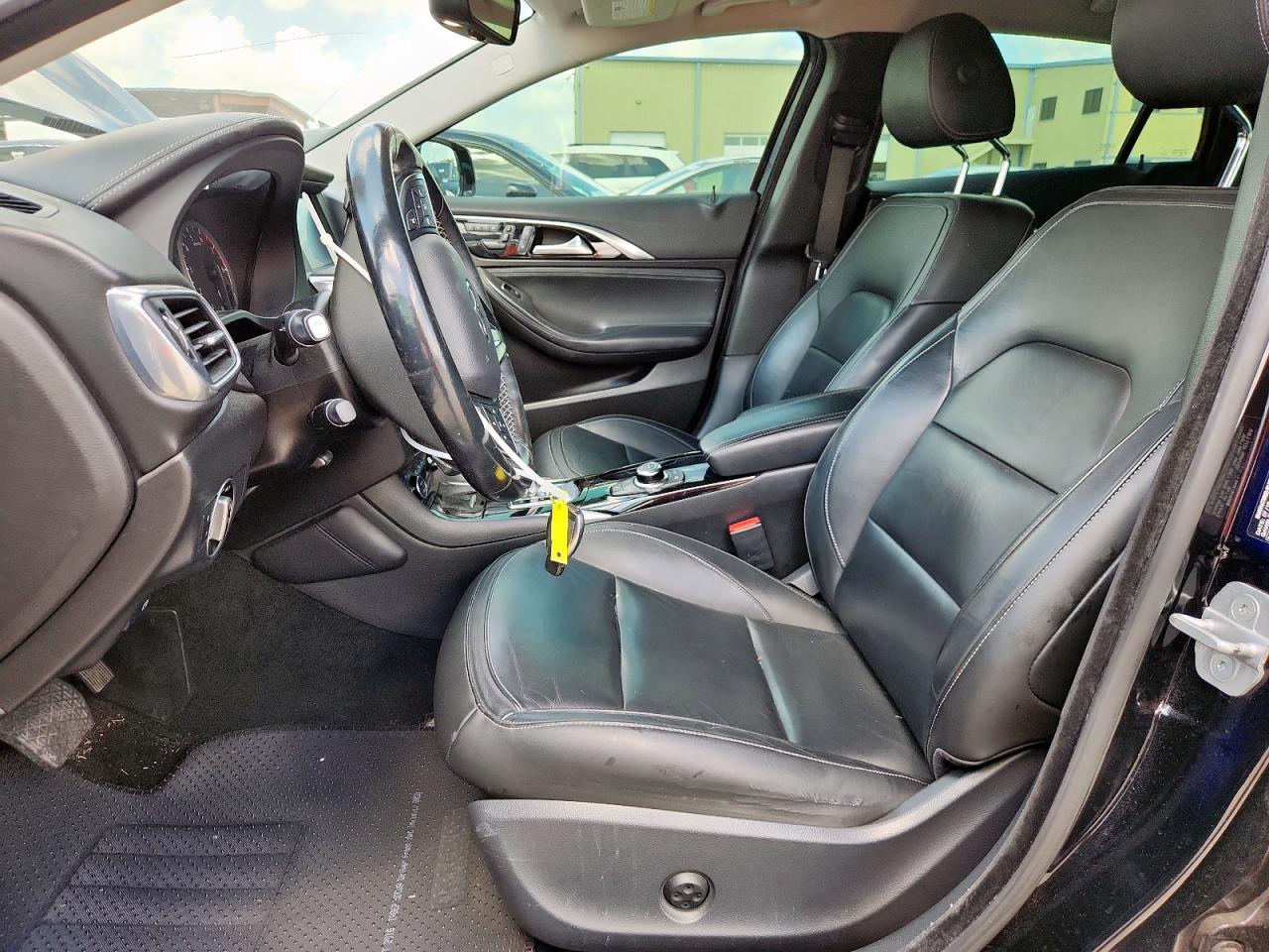 2017 Infiniti Qx30 Base VIN: SJKCH5CP1HA019543 Lot: 60939695