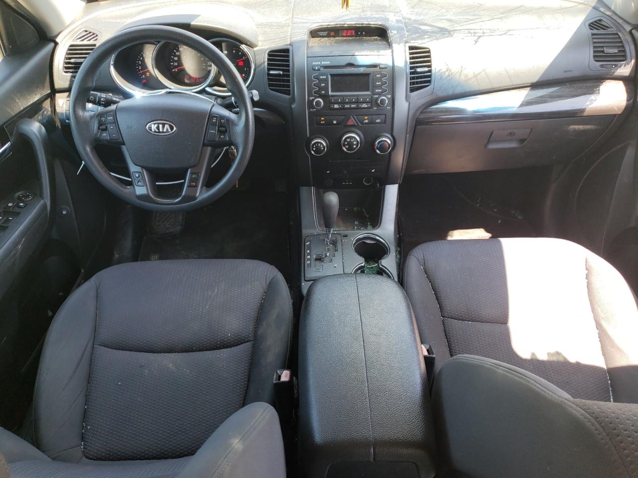 5XYKTCA16BG136297 2011 Kia Sorento Base