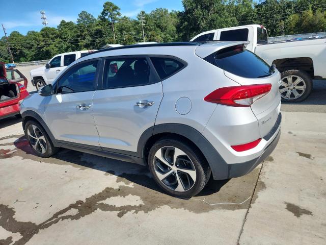  HYUNDAI TUCSON 2016 Серебристый