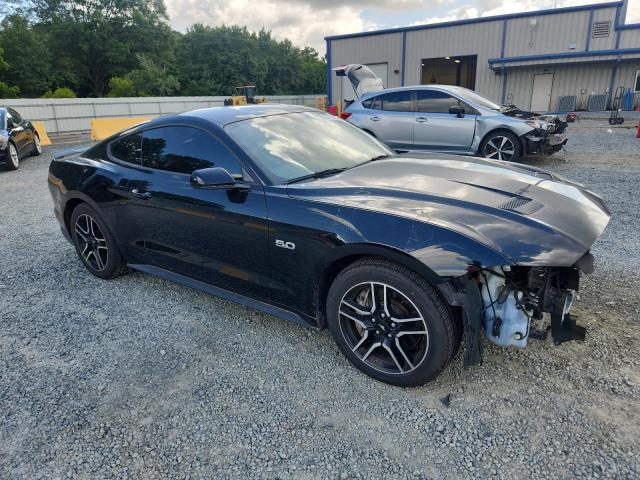  FORD MUSTANG 2019 Czarny