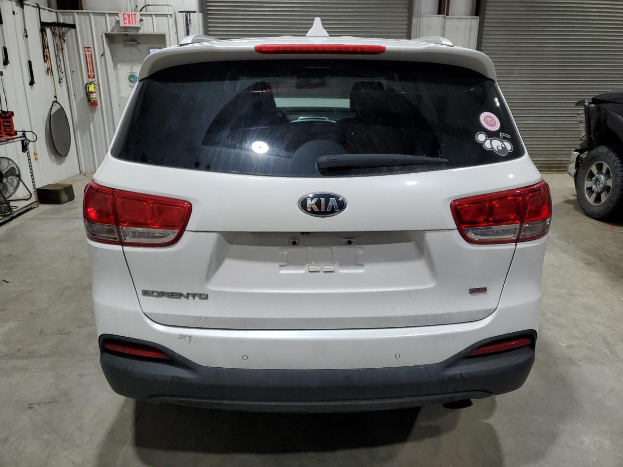 2017 Kia Sorento Lx VIN: 5XYPGDA38HG187827 Lot: 64925545