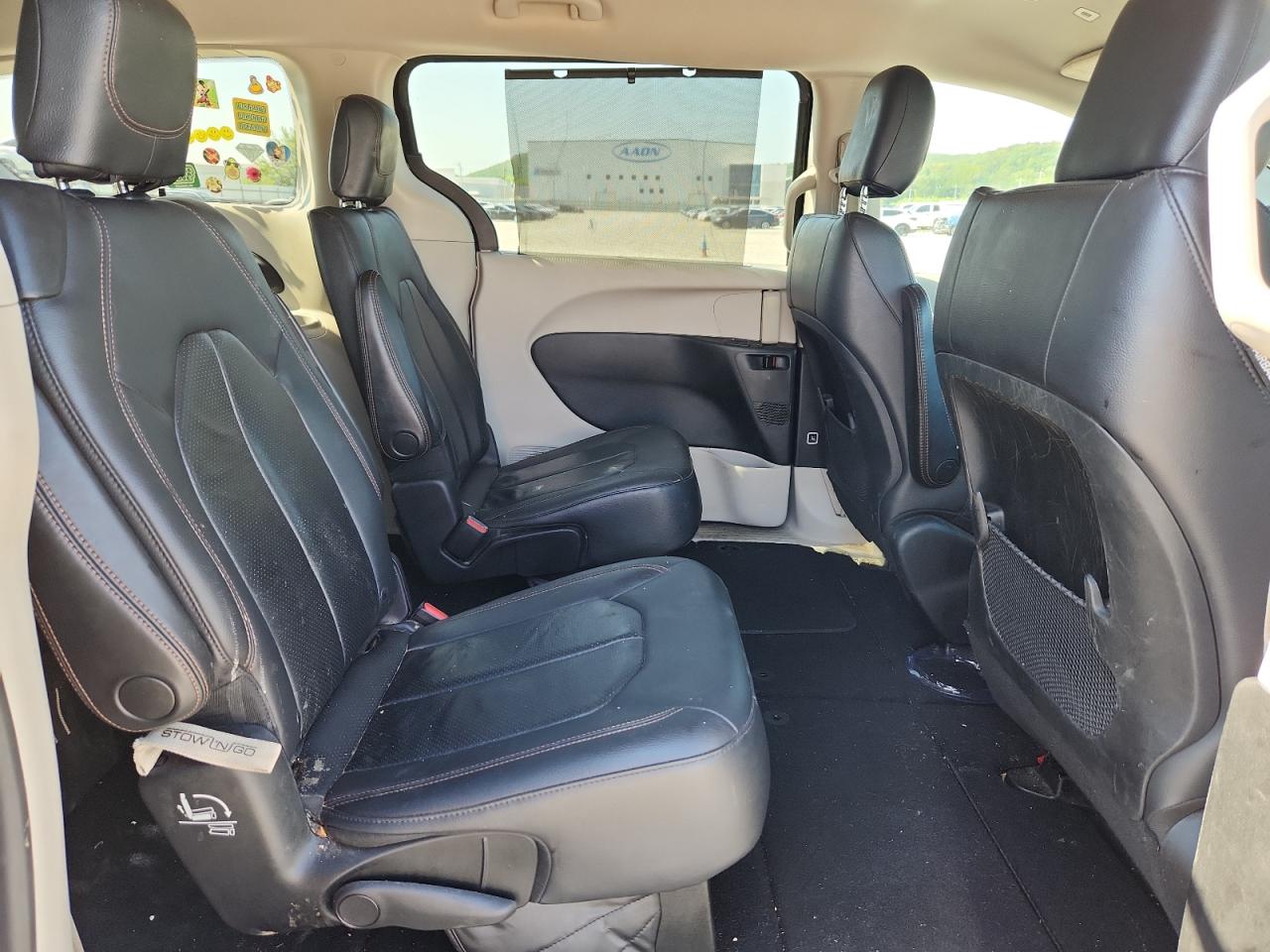 2018 Chrysler Pacifica Touring L VIN: 2C4RC1BGXJR124153 Lot: 64004445