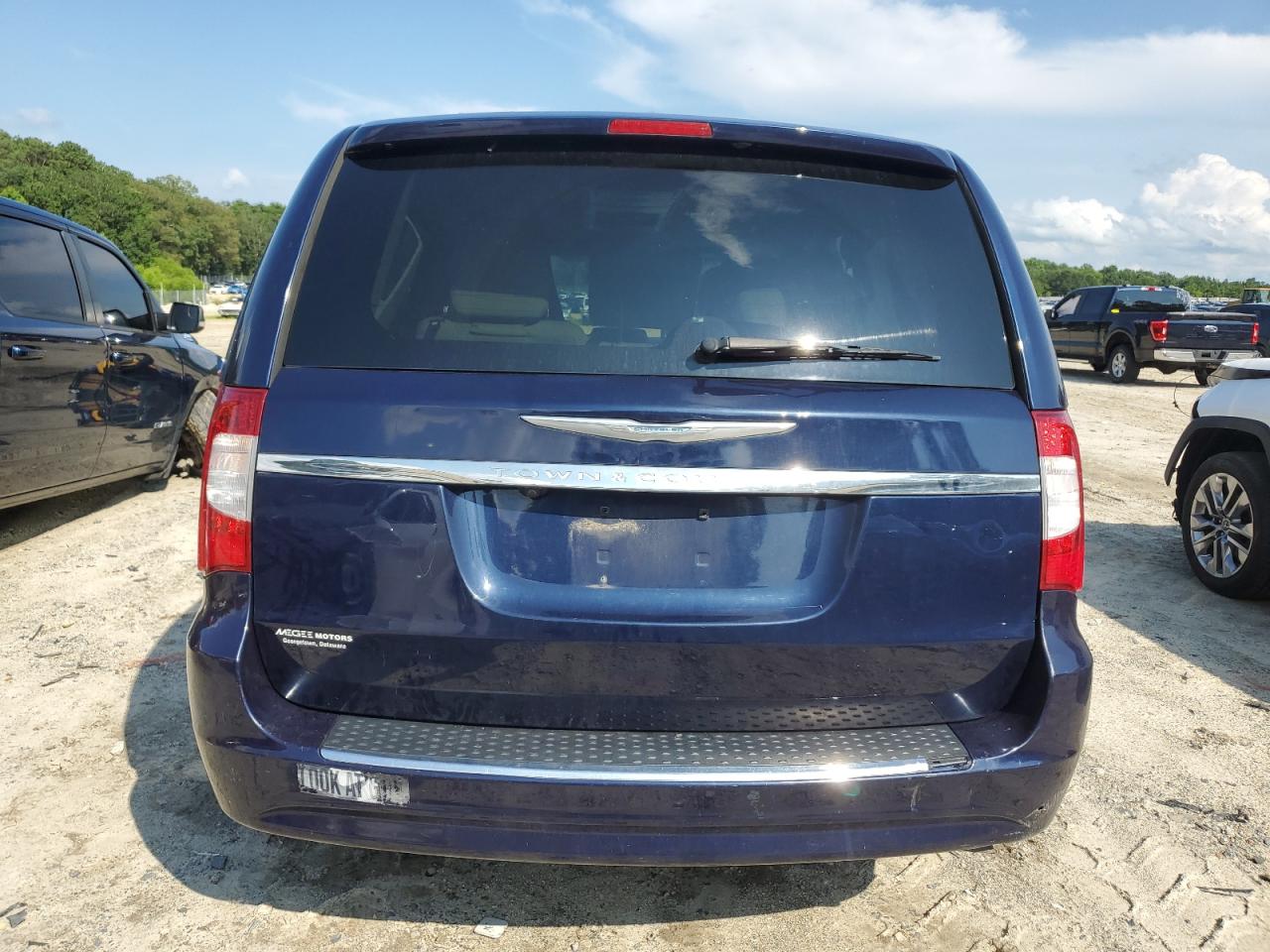 2016 Chrysler Town & Country Touring VIN: 2C4RC1BG2GR247521 Lot: 64022835