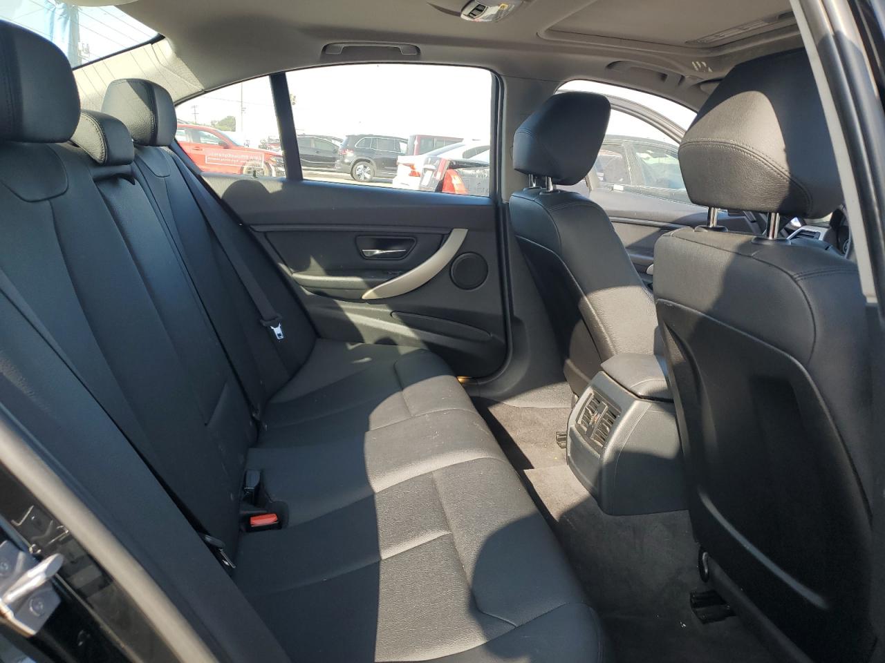 2015 BMW 320 I VIN: WBA3B1G57FNT03915 Lot: 64330355
