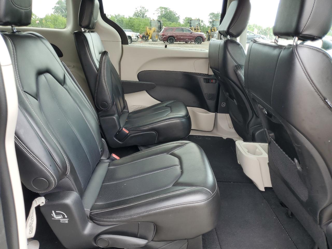 2023 Chrysler Pacifica Touring L VIN: 2C4RC1BG2PR550394 Lot: 66346195