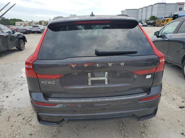  VOLVO XC60 PLUS 2024 Серый