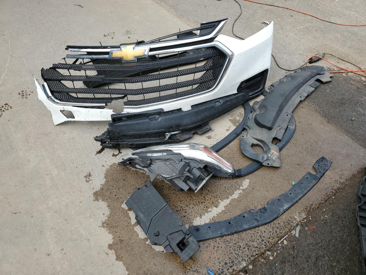 1GNEVFKW6JJ267528 CHEVROLET TRAVERSE 2018