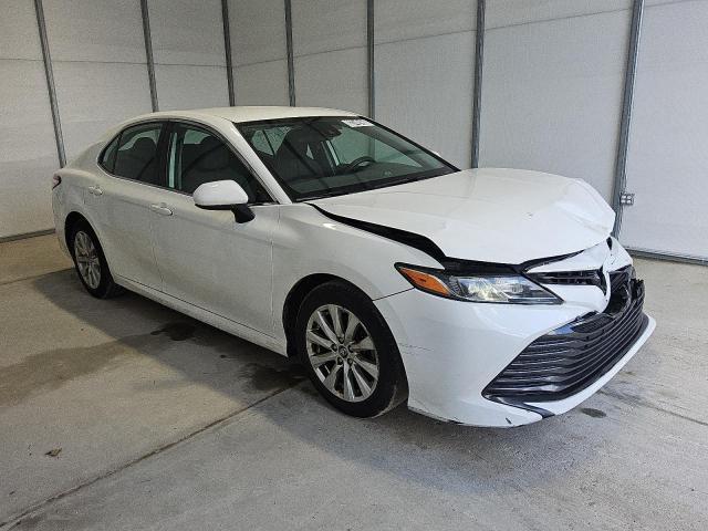  TOYOTA CAMRY 2020 White