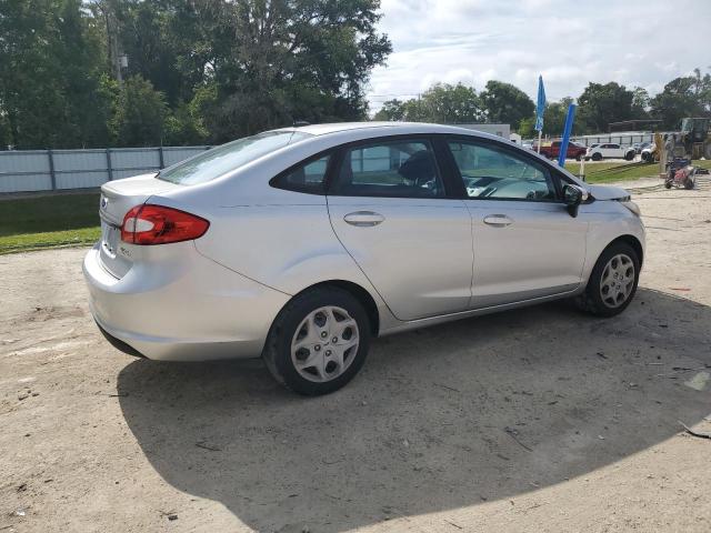 FORD FIESTA 2013 Серебристый