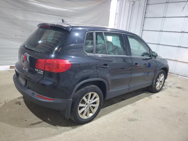 Parquets VOLKSWAGEN TIGUAN 2014 Black