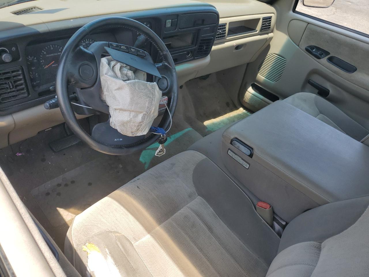 1995 Dodge Ram 1500 VIN: 1B7HC16YXSS129335 Lot: 64080275