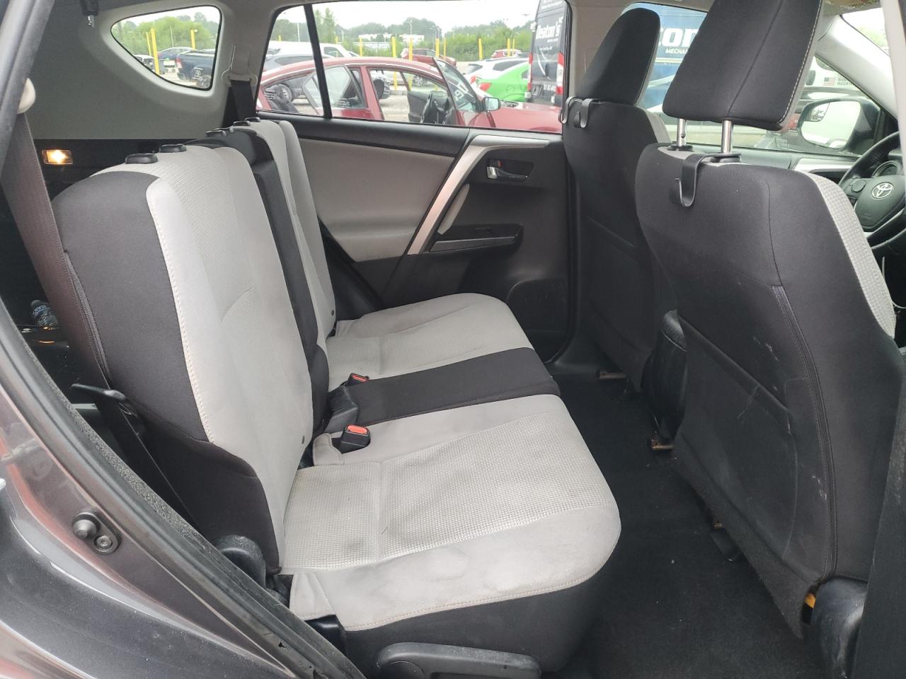 2017 Toyota Rav4 Xle VIN: JTMWFREV5HJ701401 Lot: 62563355