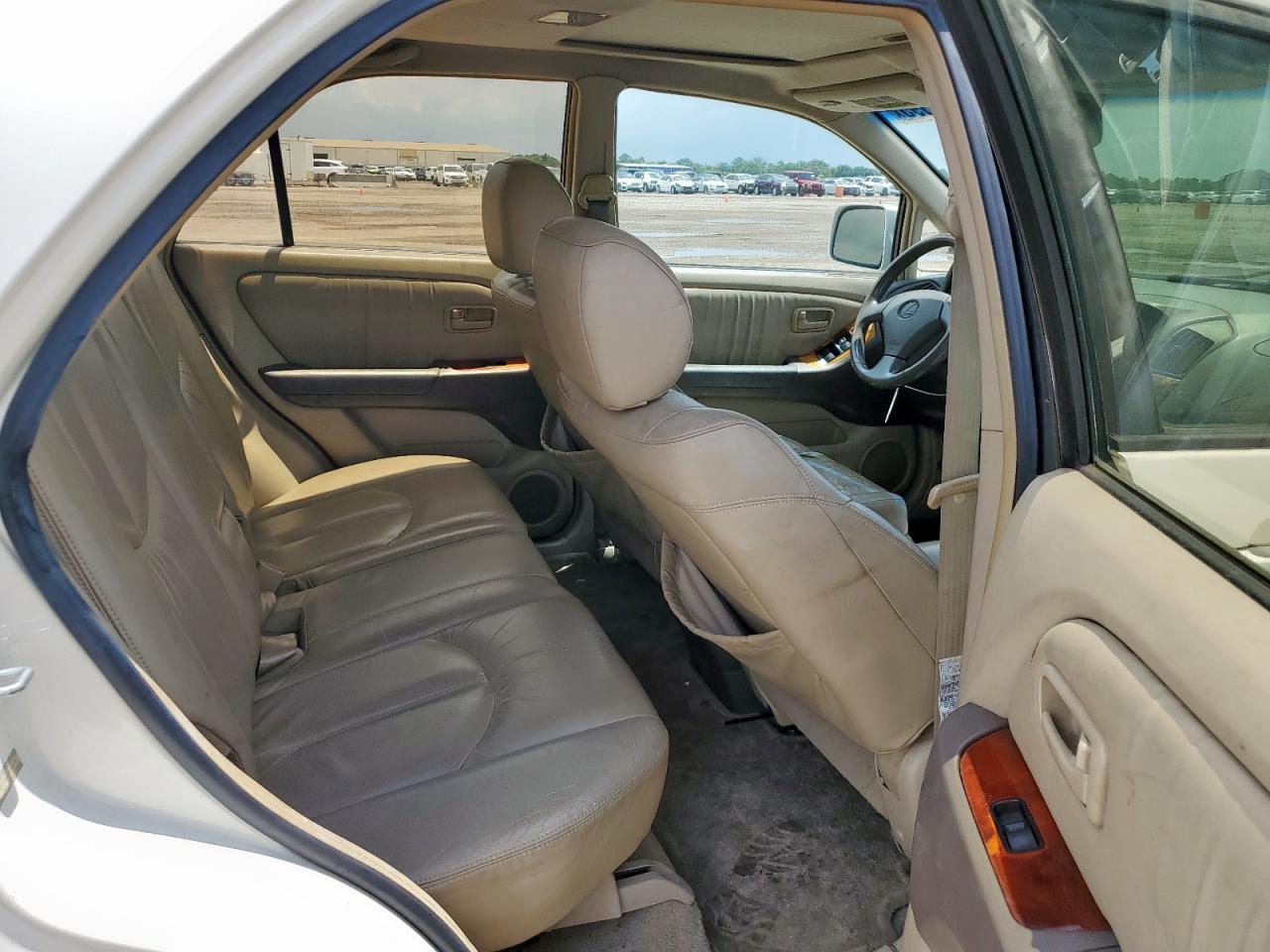 2000 Lexus Rx 300 VIN: JT6HF10U4Y0099886 Lot: 64615095