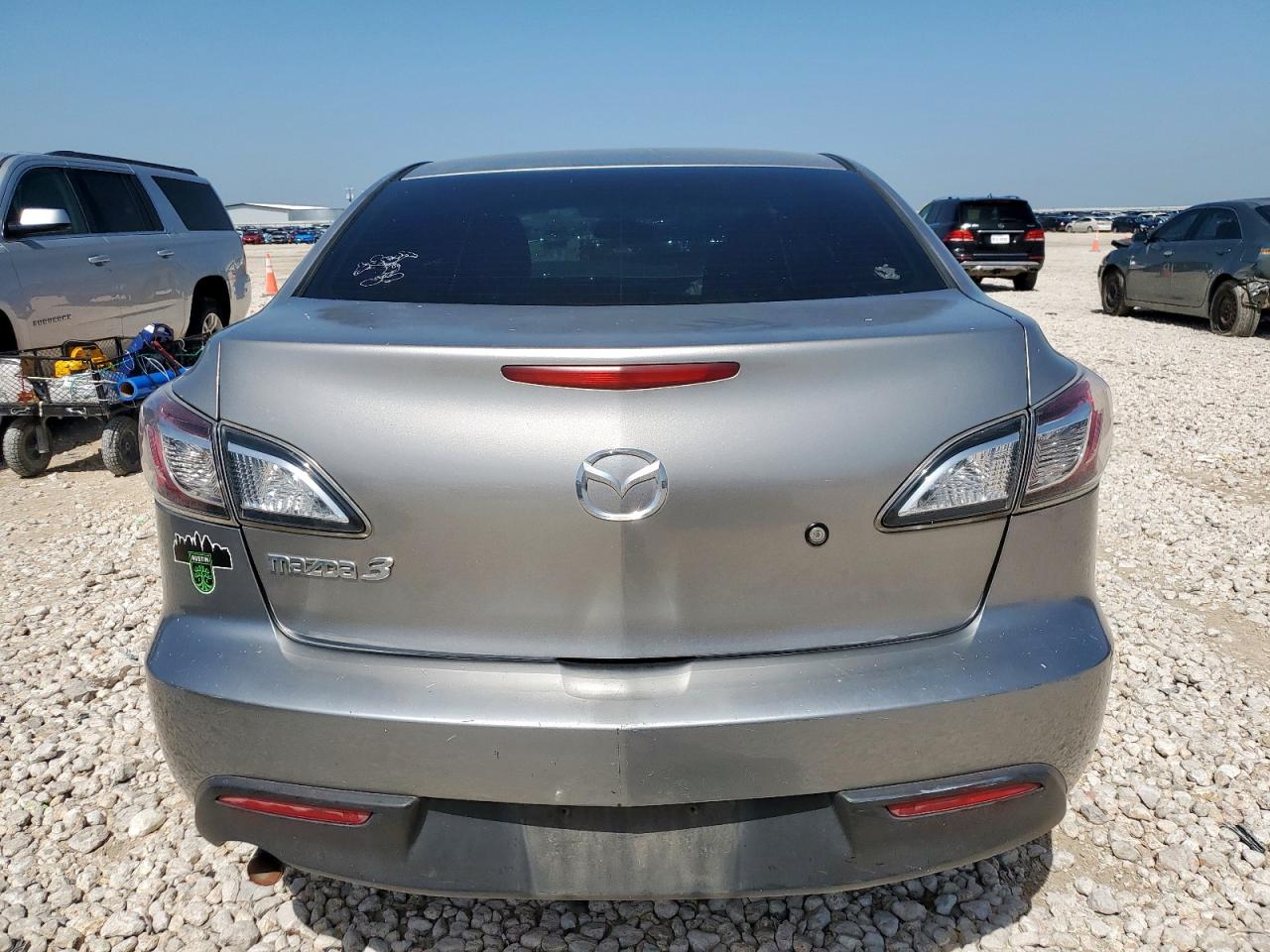 2011 Mazda 3 I VIN: JM1BL1UG1B1364986 Lot: 64319615