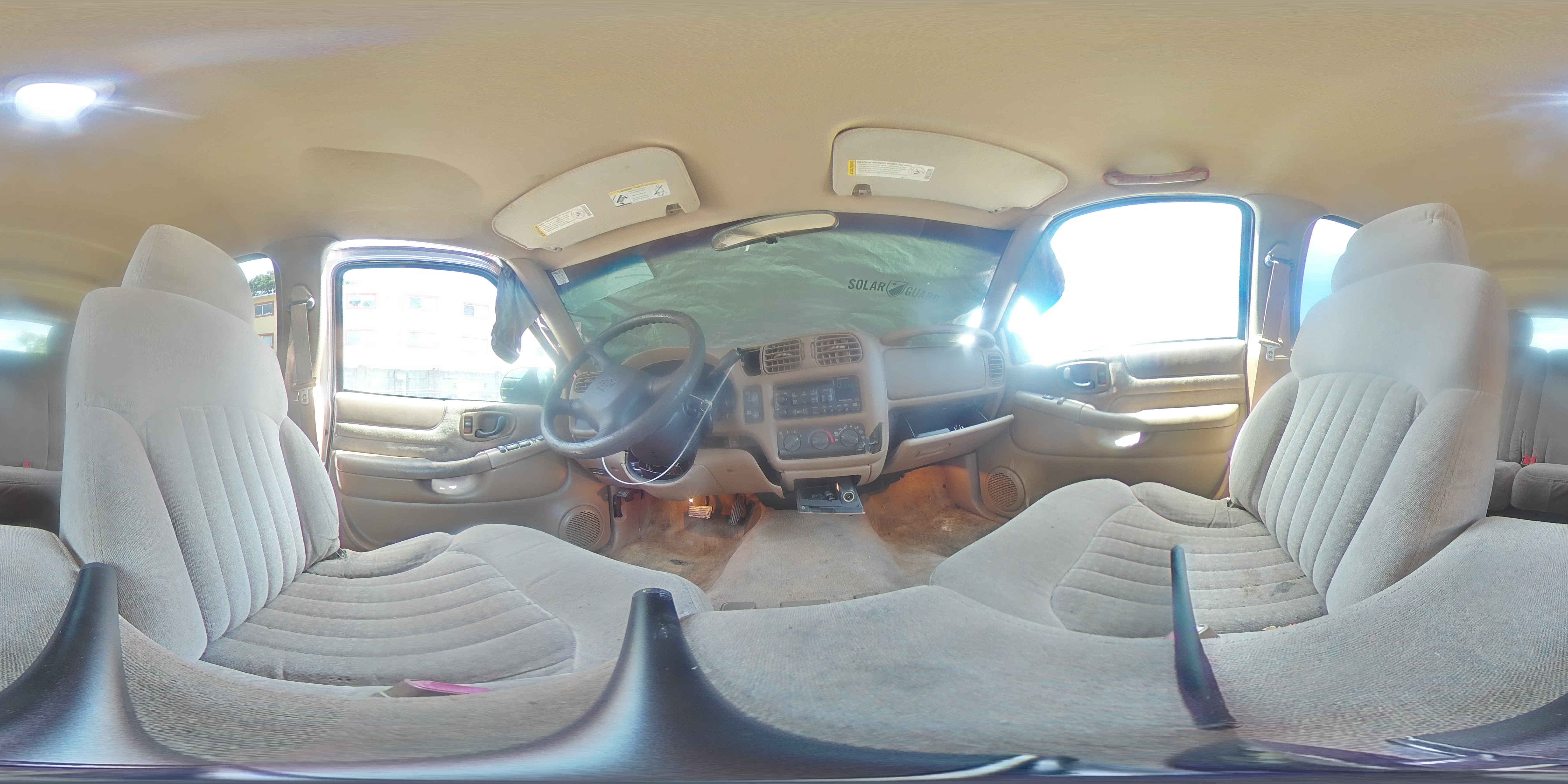 2000 Chevrolet Blazer VIN: 1GNCS13W2Y2395156 Lot: 65617525