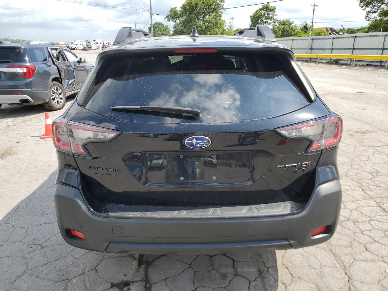 2023 Subaru Outback Onyx Edition Xt VIN: 4S4BTGLD9P3209118 Lot: 64680285