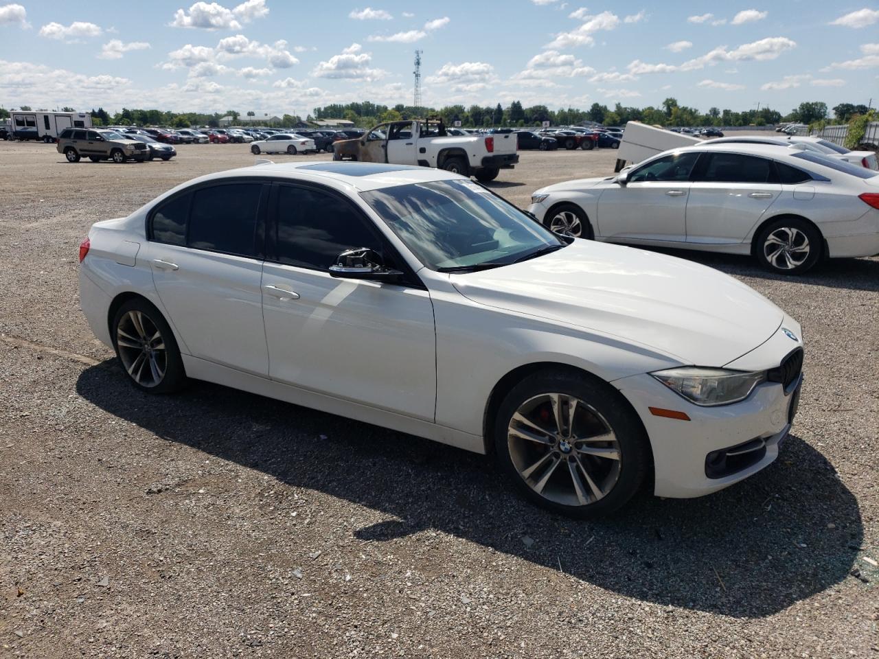2013 BMW 328 Xi VIN: WBA3B3C59DF538440 Lot: 65144185