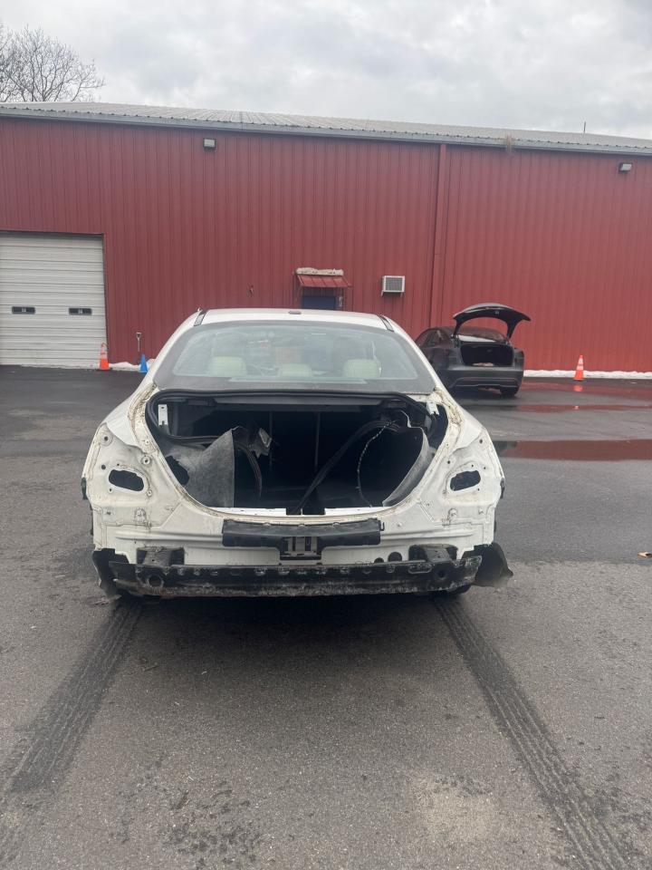 2015 Mercedes-Benz C 300 4Matic VIN: 55SWF4KB0FU063185 Lot: 67022065