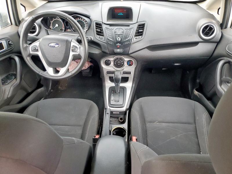  FORD FIESTA 2015 Srebrny