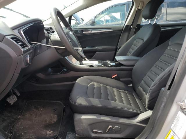 Sedans FORD FUSION 2014 Srebrny
