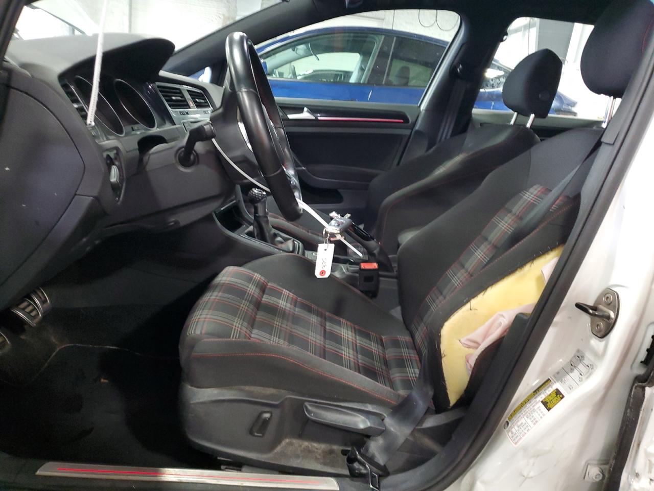3vw5t7au2hm043476 3VW5T7AU2HM043476 2017 Volkswagen Gti S