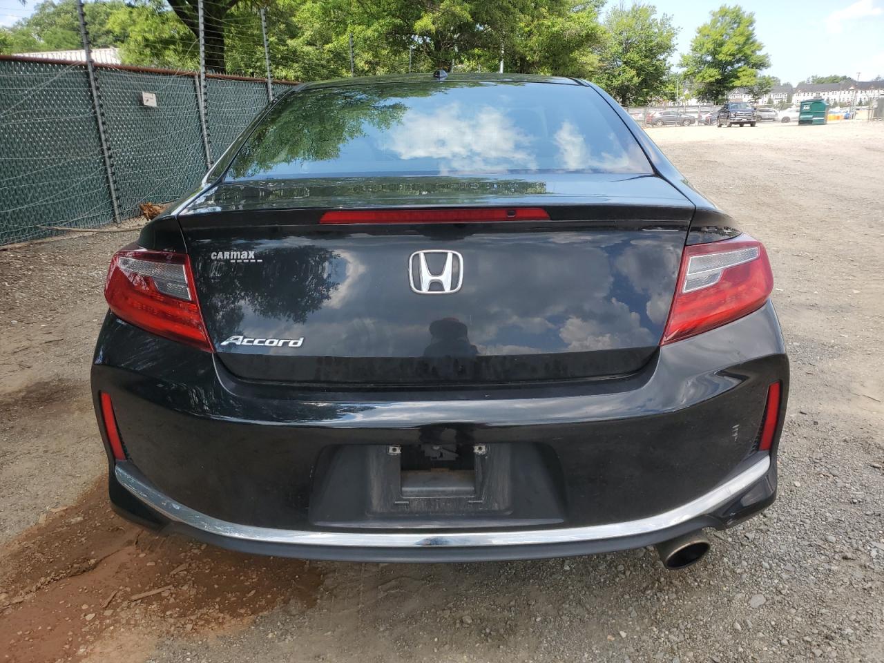 2016 Honda Accord Exl VIN: 1HGCT1B8XGA006116 Lot: 64479525