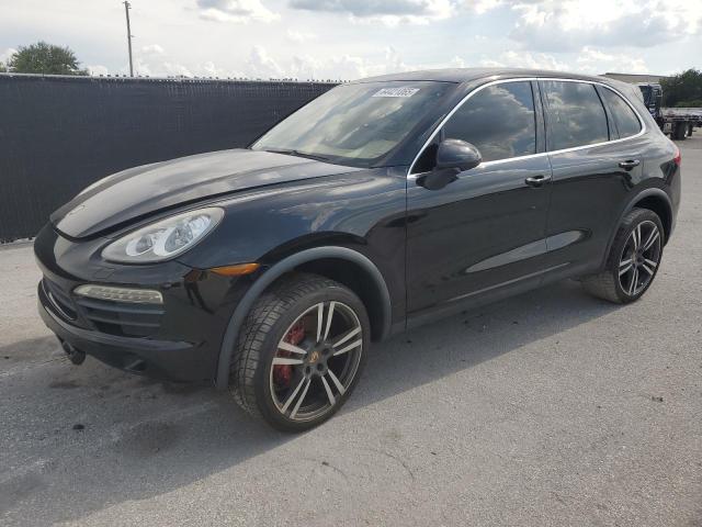 Parquets PORSCHE CAYENNE 2013 Czarny