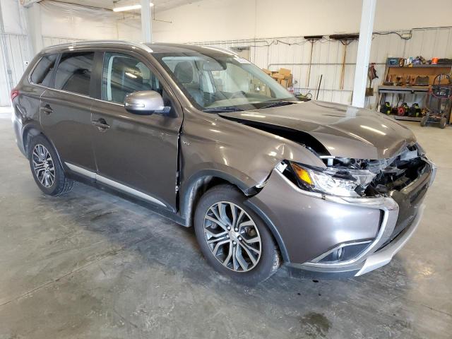  MITSUBISHI OUTLANDER 2017 Brązowy