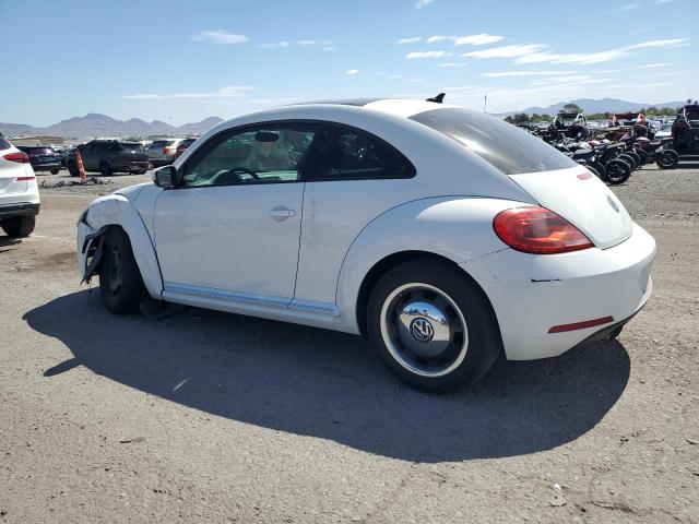 Hatchbacks VOLKSWAGEN BEETLE 2012 Biały