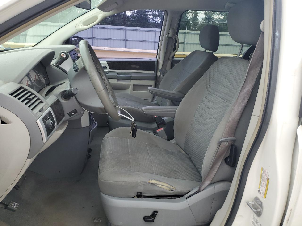 2010 Dodge Grand Caravan Sxt VIN: 2D4RN5D17AR211697 Lot: 86992865