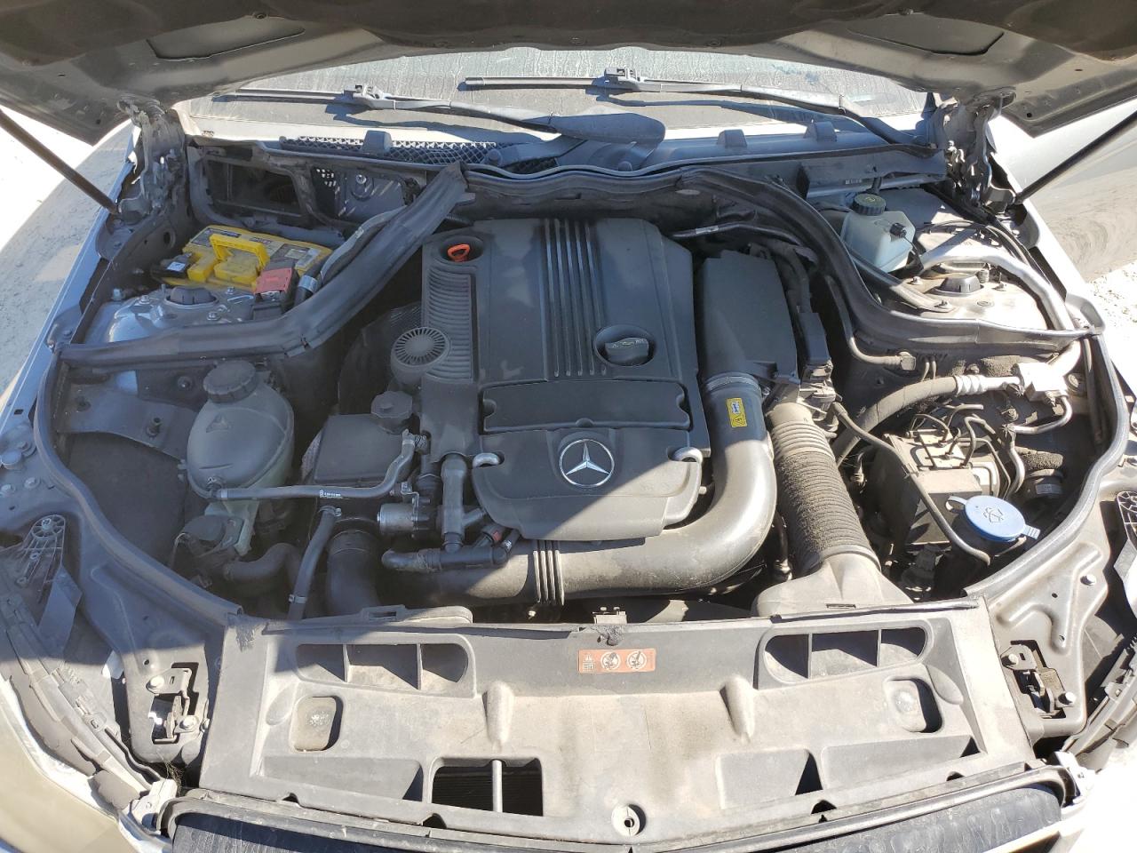 2013 Mercedes-Benz C 250 VIN: WDDGJ4HB9DG004804 Lot: 62668155