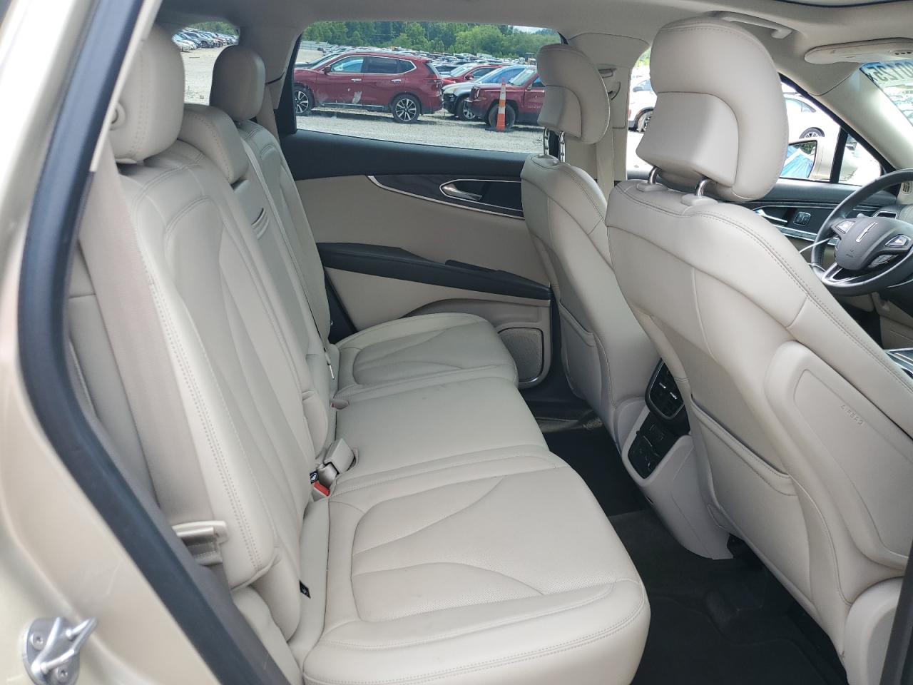 2017 Lincoln Mkx Reserve VIN: 2LMPJ8LR4HBL48401 Lot: 66480125