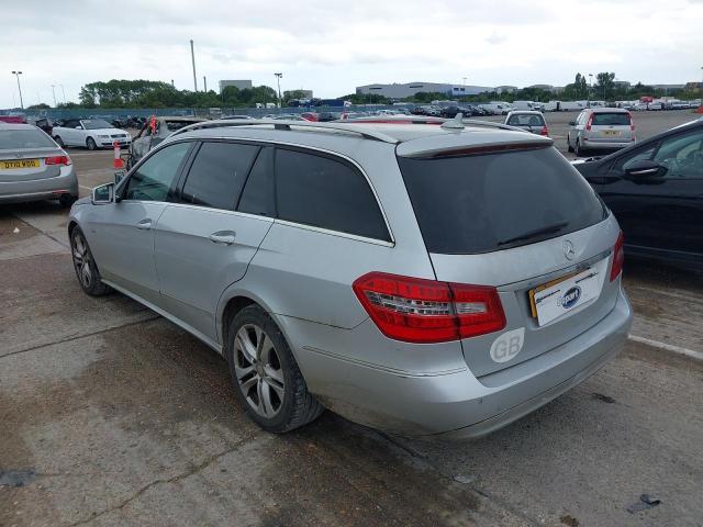 2011 MERCEDES BENZ E220 BLUE-