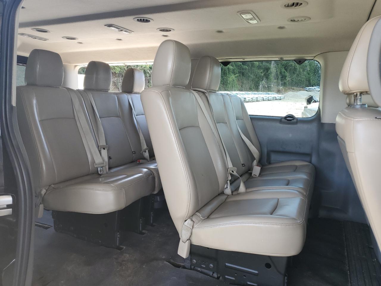 5bzaf0aa4fn852244 5BZAF0AA4FN852244 2015 Nissan Nv 3500 S