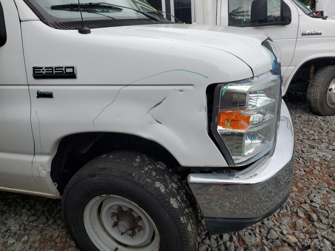 2013 Ford Econoline E350 Super Duty Cutaway Van VIN: 1FDWE3FLXDDA20443 Lot: 64425375