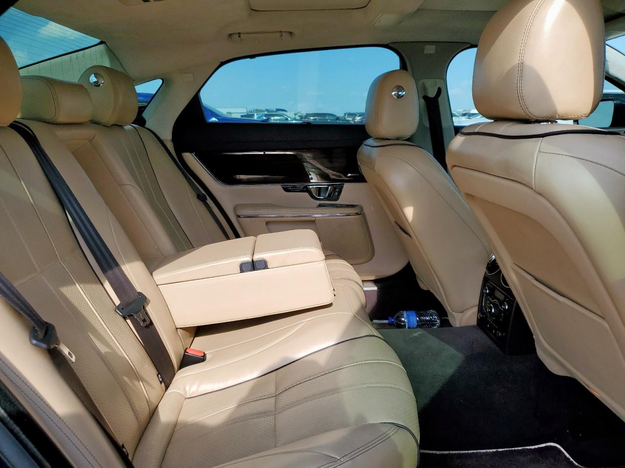 2015 Jaguar Xjl Portfolio VIN: SAJWA2GZ3F8V82999 Lot: 64081695