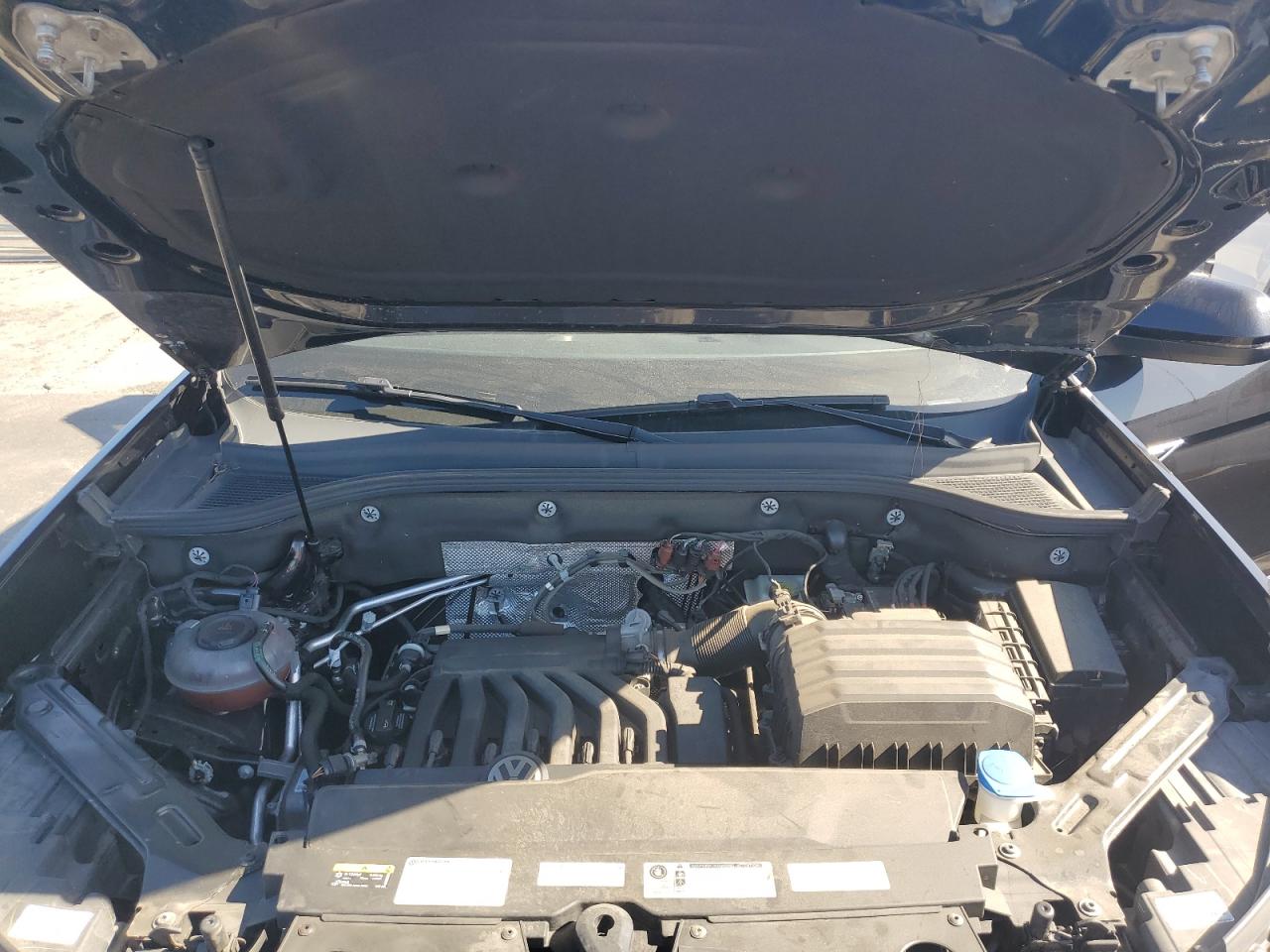 2020 Volkswagen Atlas Cross Sport Sel R-Line VIN: 1V2RE2CA7LC211979 Lot: 63501315