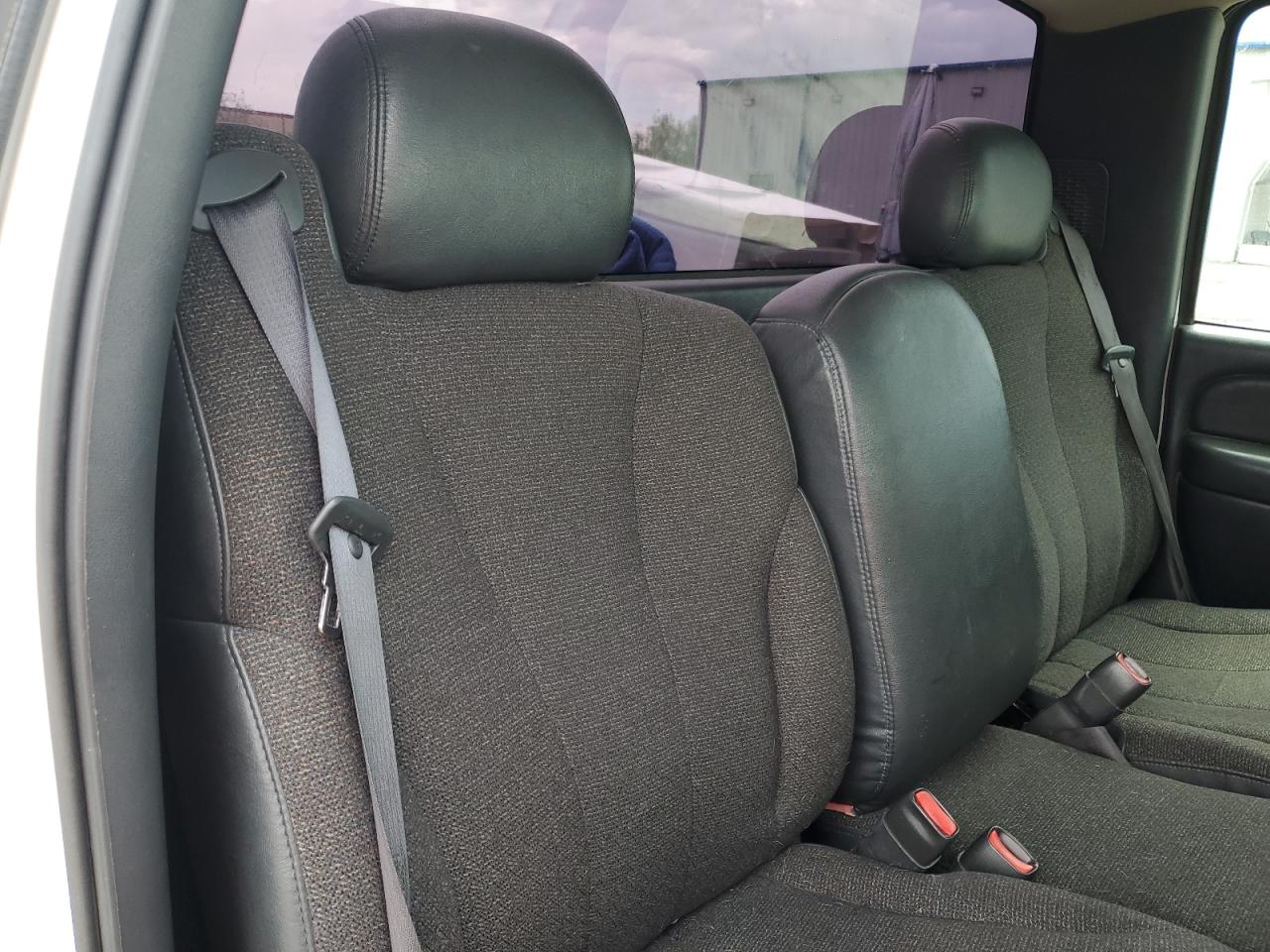 2000 Chevrolet Silverado C1500 VIN: 1GCEC14W4YE217549 Lot: 65739615