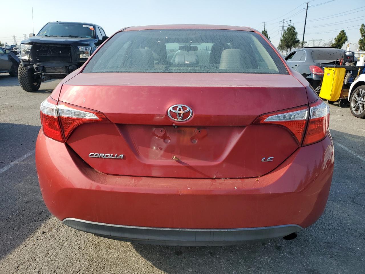 2015 Toyota Corolla L VIN: 5YFBURHE0FP292880 Lot: 65397475