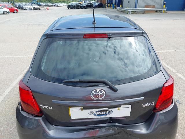 2014 TOYOTA YARIS ICON