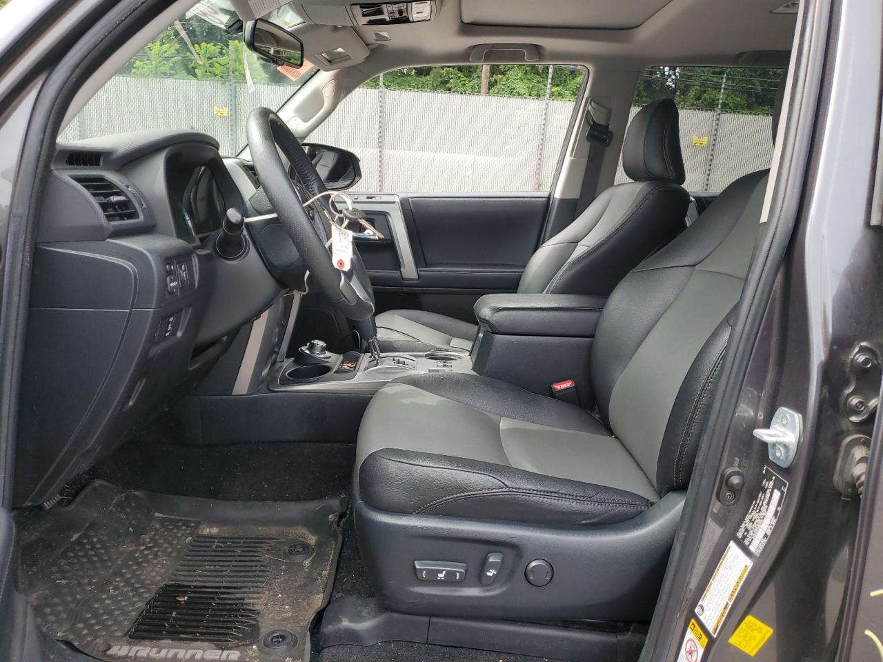 2018 Toyota 4Runner Sr5/Sr5 Premium VIN: JTEBU5JR2J5587955 Lot: 61909225