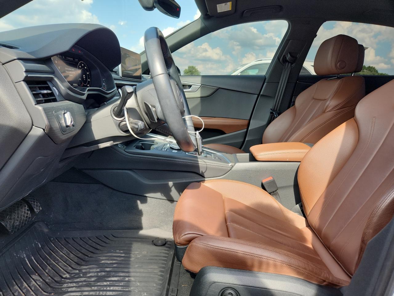 2019 Audi A4 Premium Plus VIN: WAUENAF44KA052877 Lot: 63584525