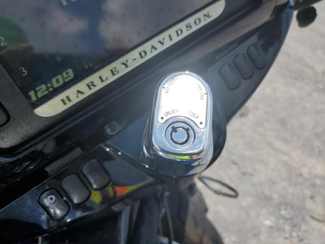 2015 HARLEY-DAVIDSON FLHTK ULTRA LIMITED  