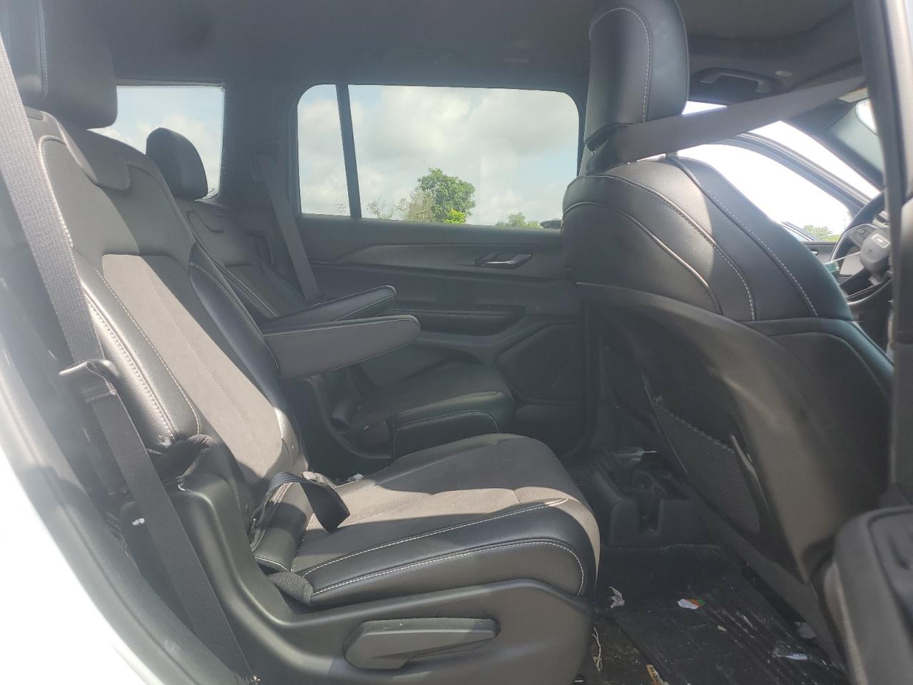 2024 Jeep Grand Cherokee L Laredo VIN: 1C4RJKAG8R8592581 Lot: 65380085