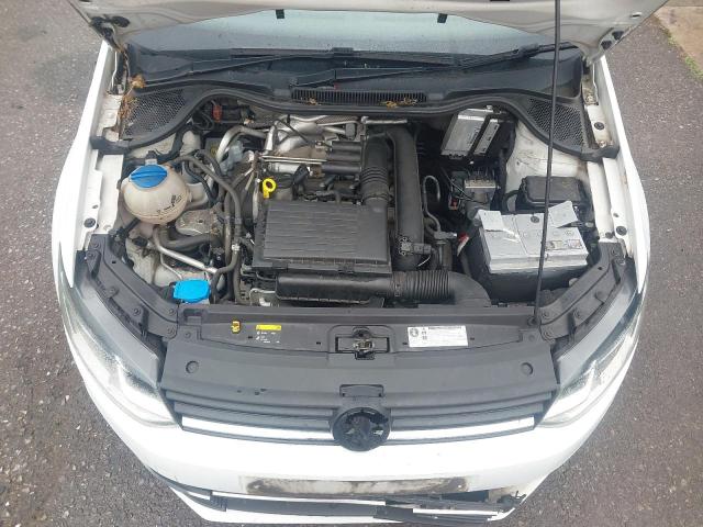 2015 VOLKSWAGEN POLO SE TS